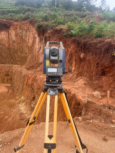 TOPOGRAPHICAL SURVEY services